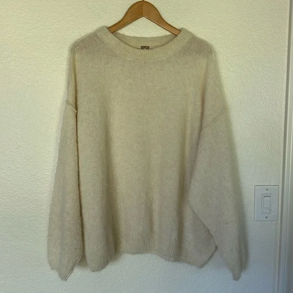 Free People angelic pull over Alpaca small sweater - Picture 2 of 5